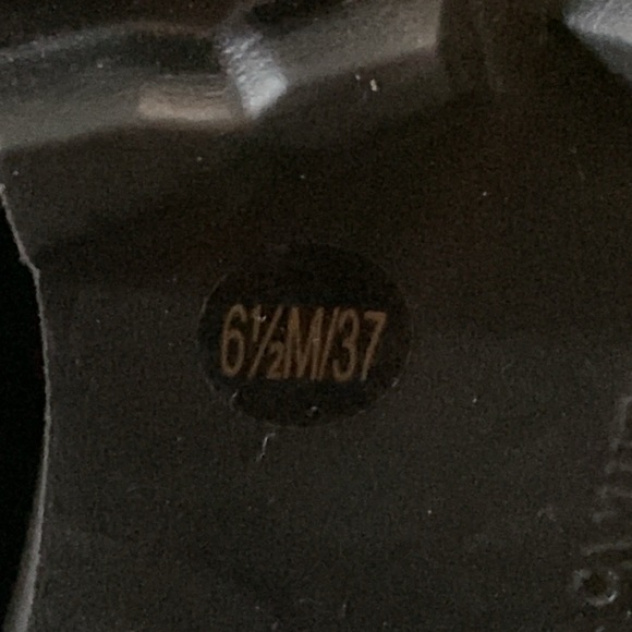 Vince Camuto Meendey Chelsea Boot black 6.5 - Picture 8 of 9